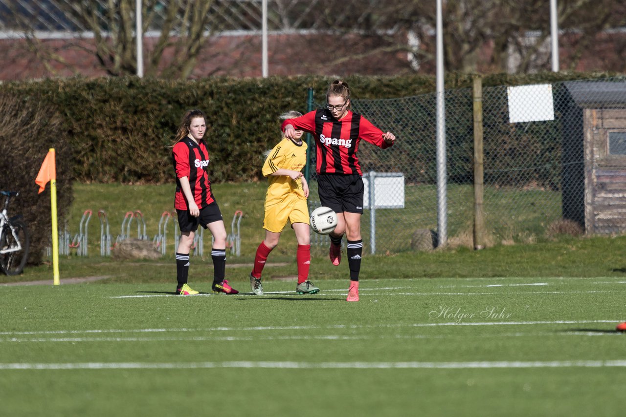 Bild 138 - B-Juniorinnen SG Weststeinburg/Bei - SV Fisia 03 : Ergebnis: 1:2